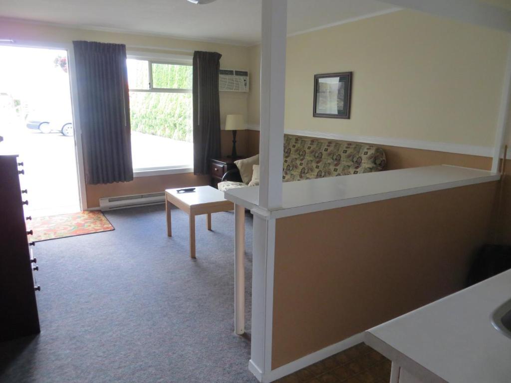 Harrison Village Motel Harrison Hot Springs Δωμάτιο φωτογραφία
